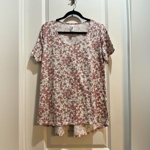Lularoe Classic T Shirt Red Berries Print Top Large Made In USA